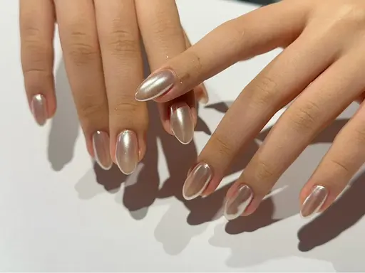 【オフありのみ】ミラーネイル💅技術向上のためモデル募集⭐️
