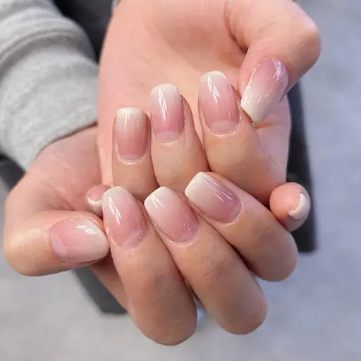 カラグラ¥4,500💐ネイリストのモデルさん募集中!!初回・4週間以内ソフトジェルオフ無料(フィルイン対象) ❣️