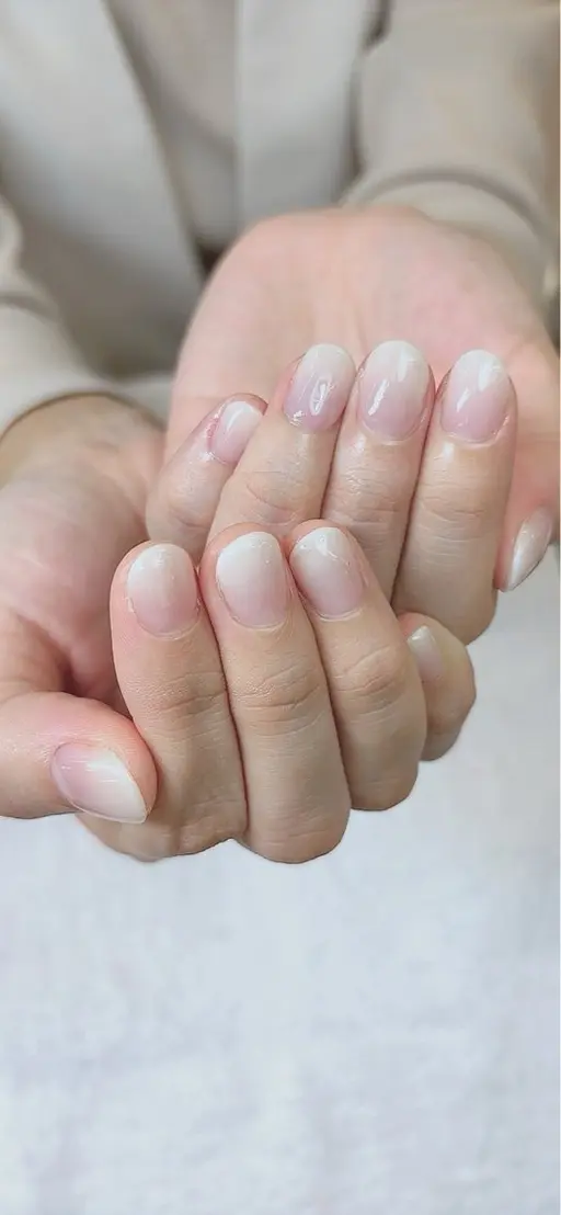 【オフあり】ハンド白グラデーション(クリアベース)