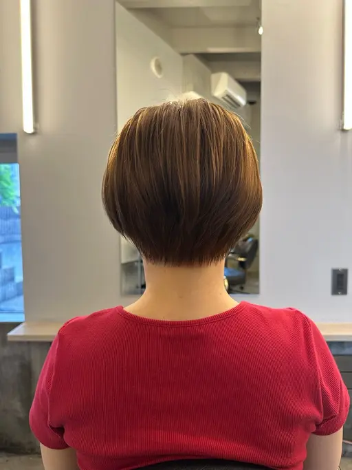 ショートスタイル(写真のようなスタイルになります)