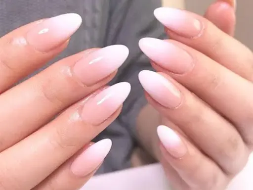 無料練習モデル様💅⚠️10月19日(月)13:30限定募集⚠️💅【オフあり】白色カラーグラデーション
