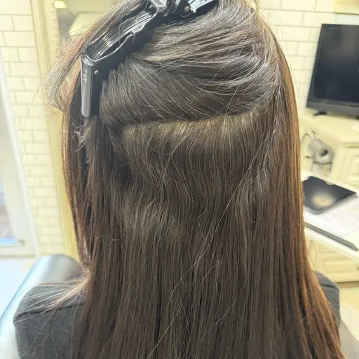 【縮毛矯正から半年以上経過してる方限定‼️】毛先のメンテナンスカット✂️✨➕ベーシックトリートメント🫧※吉祥寺店