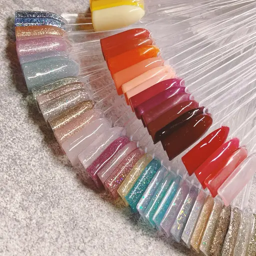 ワンカラー💅 初回オフ込み、再来一ヶ月以内オフ無料、再来一ヶ月以上オフ ¥550