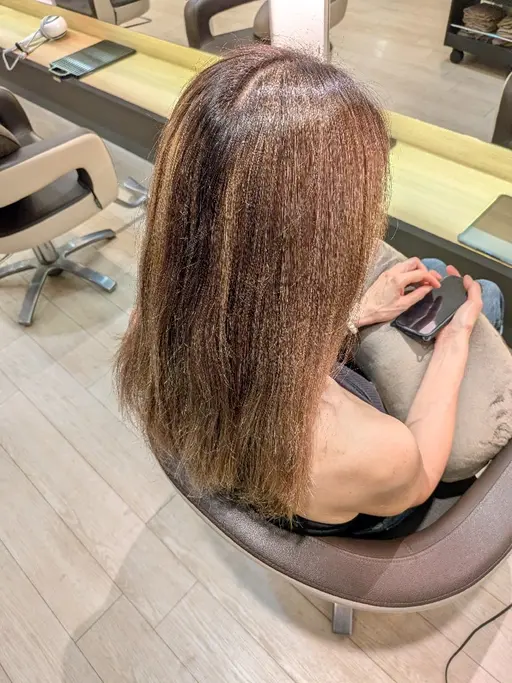 【白髪染めリタッチのみ】お悩みに合わせたシャンプー＆トリートメント付き🌈
