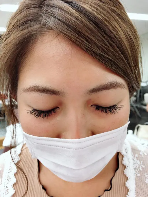 アイブロウワックス脱毛&眉メイク仕上げ