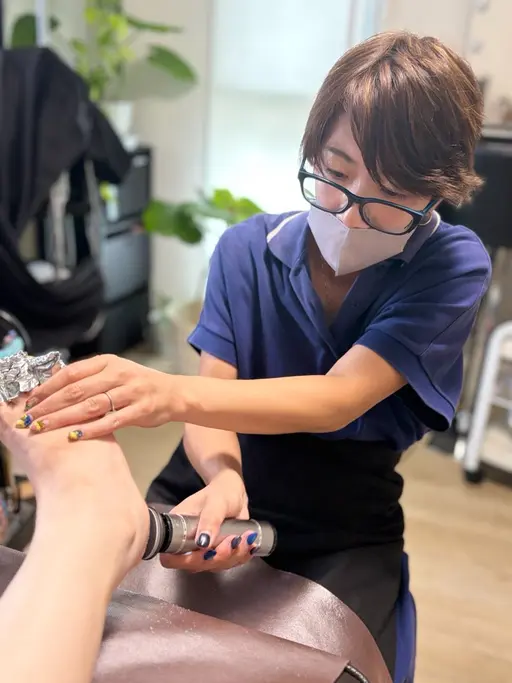 かかと、角質つるつるケア30分