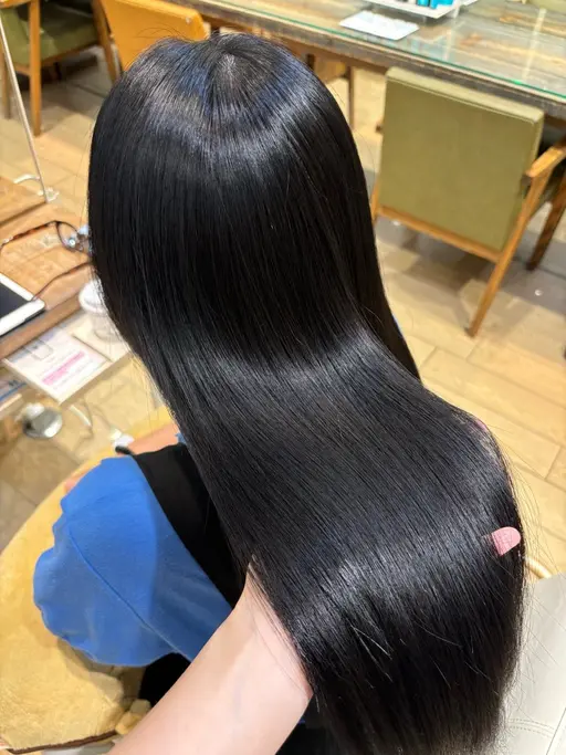 透明感🫧艶カラー🖤+頭皮マッサージ💆🏻♀️