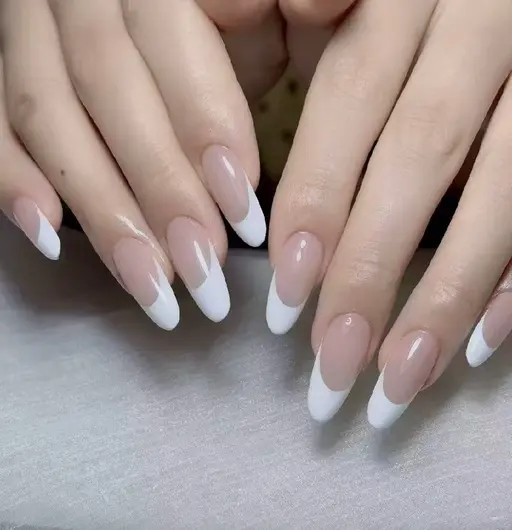 フレンチネイル
