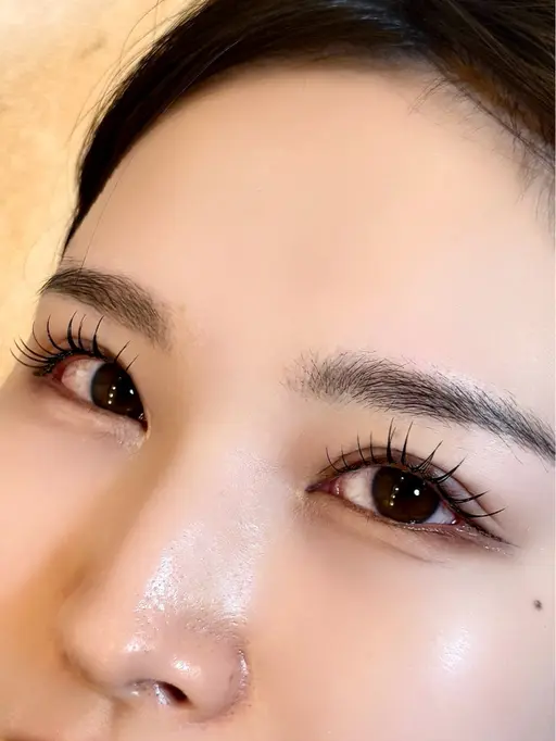 垢抜けまつげ‼️アンドヘルシー🫧フラットラッシュ120本+まつげパーマ　¥8680 LEDに変更+550円