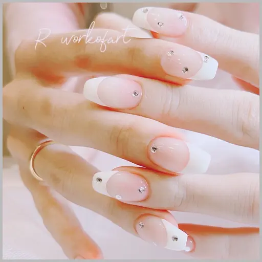 🩵愛され女子の定番🤍フレンチネイル💅をminimo限定でクーポン配信しています✨是非この機会ににご利用ください。
