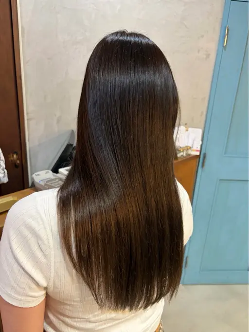 巻ける◎つやつや縮毛矯正✨+髪の毛の内部補習トリートメント🫧
