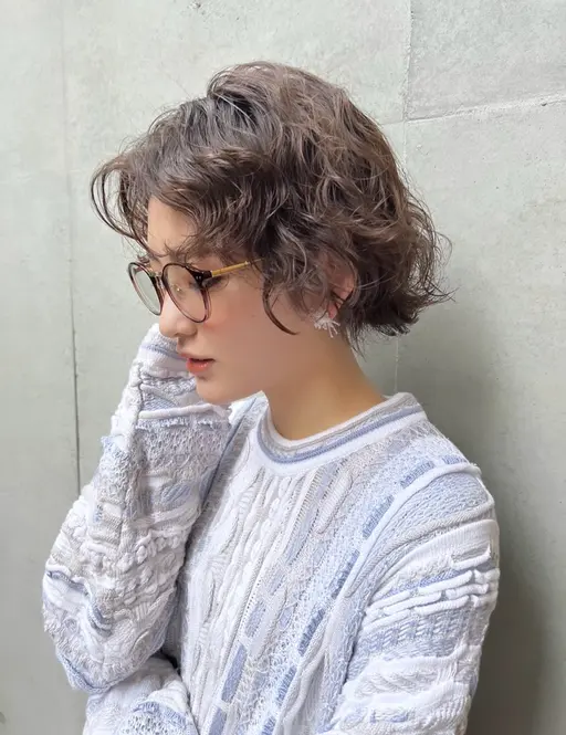 ✨️【9月25.27日限定クーポン】✨️❄️カット+コールドパーマ❄️(35歳までのお客様限定)