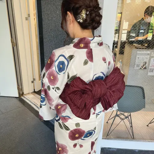 【夏祭り🌻】浴衣着付け+ヘアセット ※空きがなければお気軽にお問い合わせでご予約ください