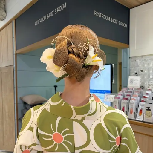 平日15時以降限定💐ヘアセットモデル💐シャンプー&1stepトリートメント付き【胸下長さの方限定】