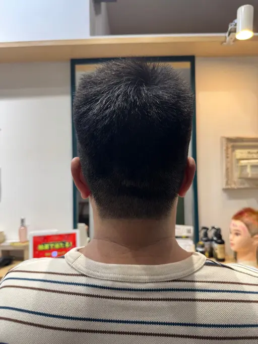 ソフトモヒカン、おしゃれ坊主 (イチローさんの様な)