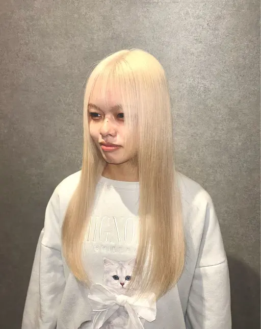 【👑本日限定クーポン👑】ケアブリーチ.*+カラー+トリートメント(リタッチ🙆♀️)