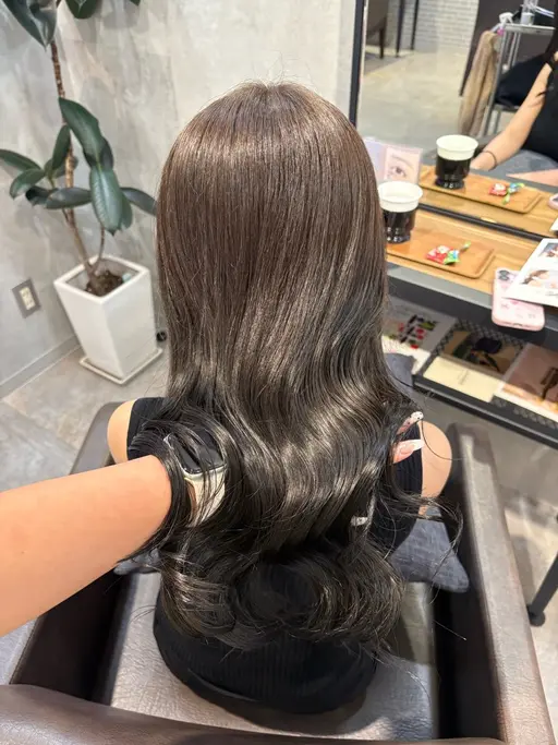 黒染めはしたくないけど暗くしたい方におすすめ✨トーンダウンカラー🤎【シャンプーブロー込み❕】