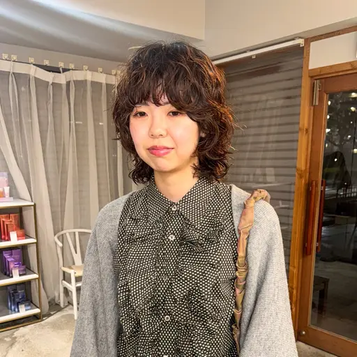 パーマ+デザインカット+プレトリートメント ¥15450→¥12800