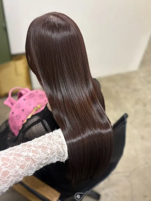 【髪を綺麗に伸ばしたい方へ✨️】水素ケアカラー+似合わせカット🫧