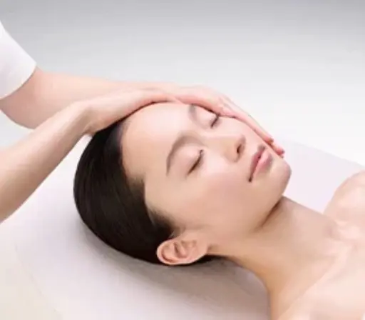 【夏の紫外線さよなら👋美白🫧マスク付きプチエステ体験】(➕肌分析無料30分)🌿お出かけ前に簡単キレイ💆♀️✨