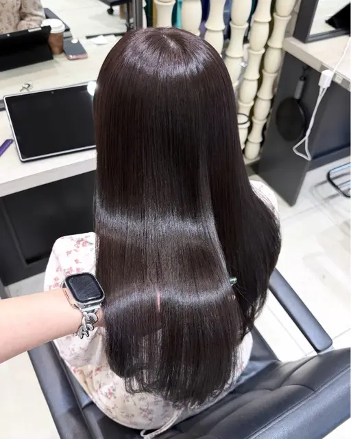 【人気No.１クーポン☪️✨】透明感艶カラー🫧＋高保湿2stepグロストリートメント🌹ロング料金なし