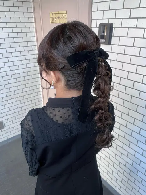 【当日予約限定🉐】参列やイベント前に🐳💕ヘアセット«シニヨン✻編みおろし✻ハーフアップ✻ハーフツイン»