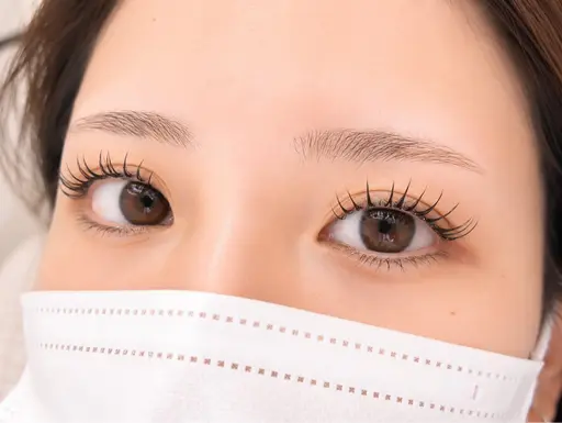【LED初めての方にも】LEDフラットラッシュ100本|束感仕上げ ¥4,990