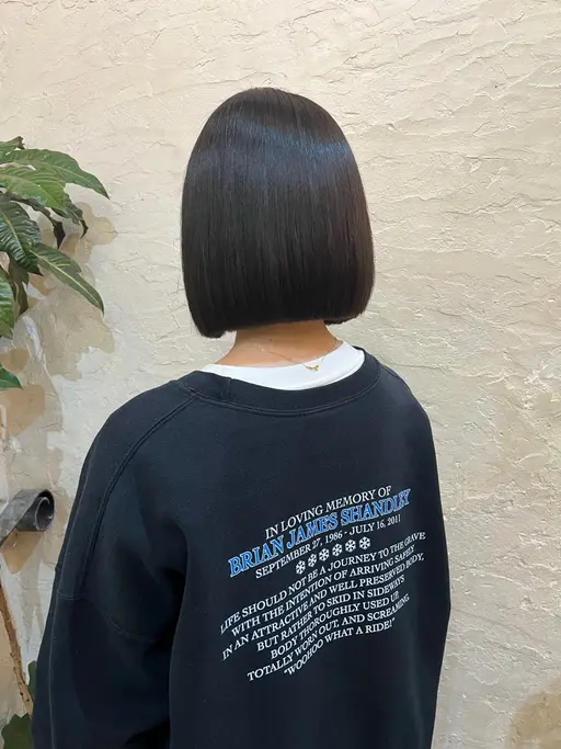本日18時30​〜​🈳白髪染めカラー➕Aujua3 Stepトリートメント✨