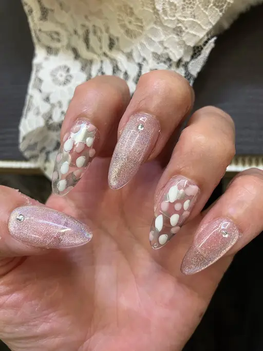 【定額】6月ネイル★オフ無料・ソフトのみ、チップ・ハード・アクリル不可 ☆お直し3週間無料☆色変更可☆マグ・インクアート