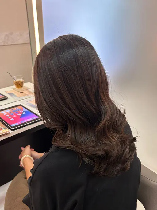【ミニモ限定クーポン👾】✂️韓国カット+コテ巻き風パーマ+ダメージ軽減トリートメント✂️