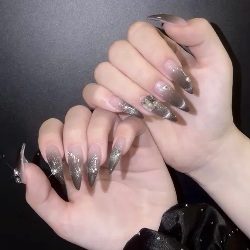 🖤ミニモ限定🖤【撮影モデル・おまかせ】10本アート