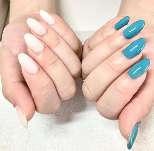 パラジェル使用・ワンカラー¥4,800→¥4200（オフあり＋200円）《ケア、ハンドトリートメント保湿付き✨》