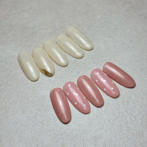 初回限定✨オフ有り💅夏ネイルデザイン ドットや、ミラーのデザイン選んで頂けます 爪に優しいフィルインでの施術になります