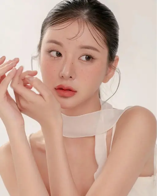 《SNSで話題💕》束感✖️メーテル風ラッシュリフト 目尻流し目デザイン♪ コーティング付き