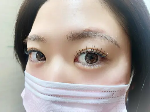 ‼️限定募集‼️LEDエクステ100本¥5280(ノンシアノグルー使用) フラットラッシュご希望の場合プラス¥1000