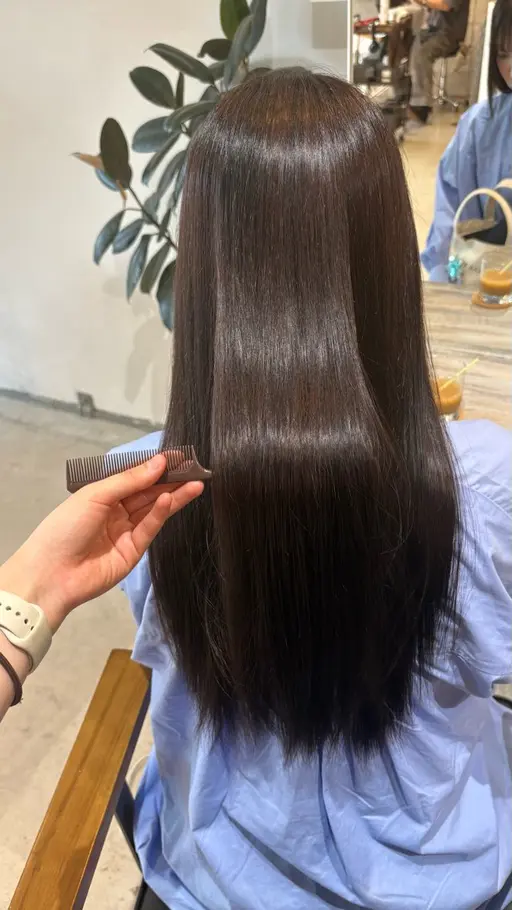 ✨️サラツヤストレートに✨️縮毛矯正🪄︎︎