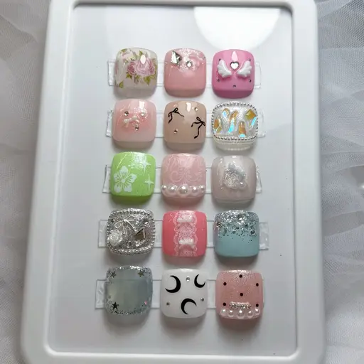 【7月限定🩰🧚🏻】フット👣親指アート定額デザイン✨フットバス付き🛁🫧
