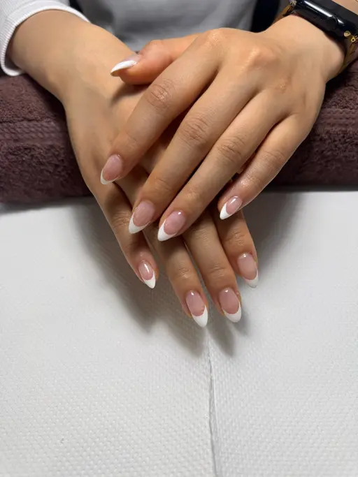 11時/13時/15時/17時限定🎀白フレンチ(ベースクリア)テストモデル募集🎀