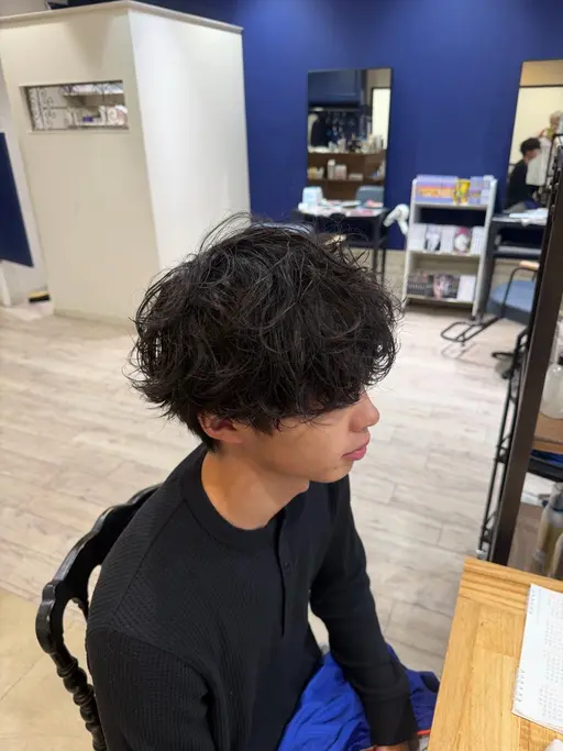 【メンズのみ】フェザー・シャドウ・ニュアンス・ピンパーマ※カット無し