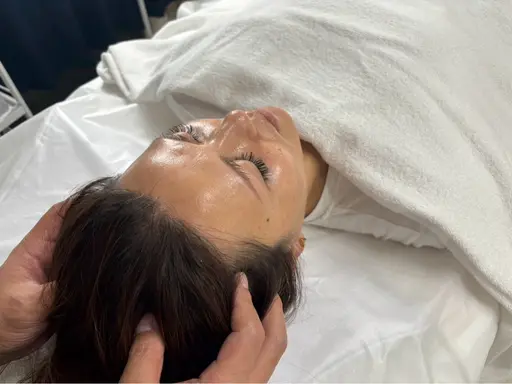 【自律神経の乱れに】とろける安眠ドライヘッドスパ60分