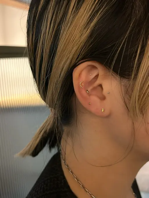 【ナチュラルに!耳つぼジュエリー💎】1〜6粒(片耳max3粒)
