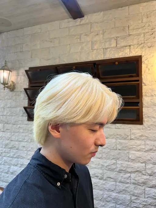 9月20日18:00限定🍀ご新規様限定🍀ブリーチリタッチ➕カラー➕トリートメント付✨✨