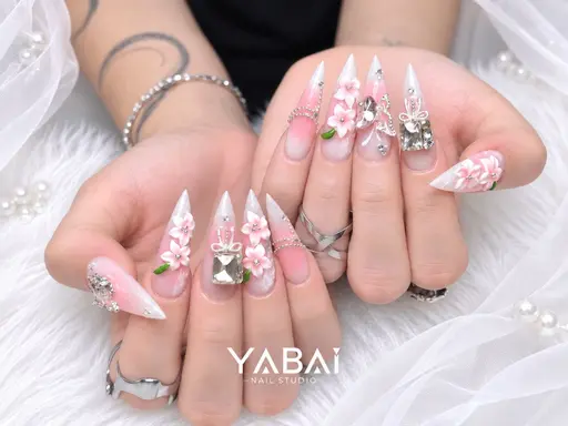 【大人気💎長さ出し】10本💅持ち込みデザインやり放題＆対象パーツつけ放題
