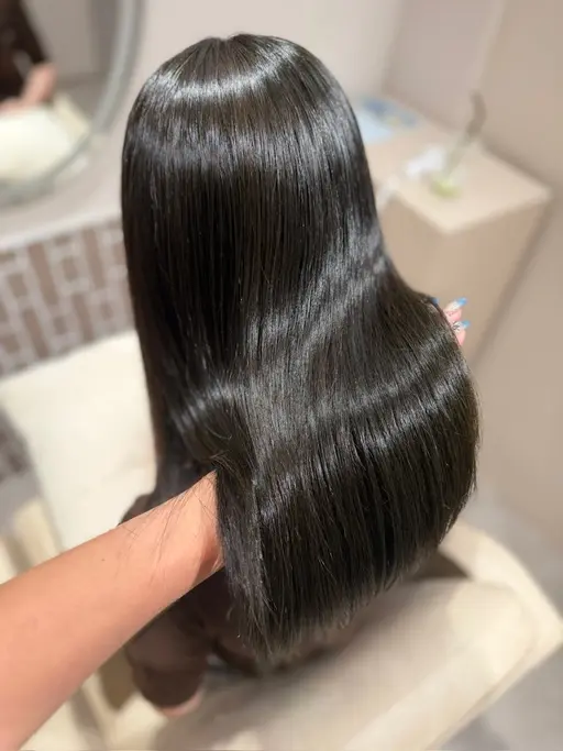 【平日限定】カット➕艶ワンカラー🥀