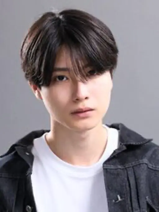 カット＋全体縮毛矯正＋眉毛カット(自然なストレートに✨️)