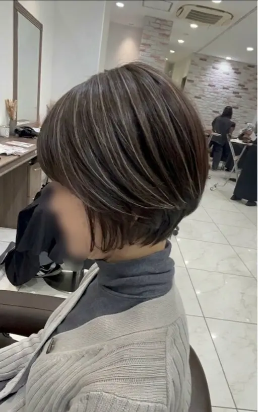 🥇人気NO.1メニュー🥇【平日限定】✂️カット➕脱白髪染めハイライト✨【ワンブリーチハイライト➕オンカラー込み】