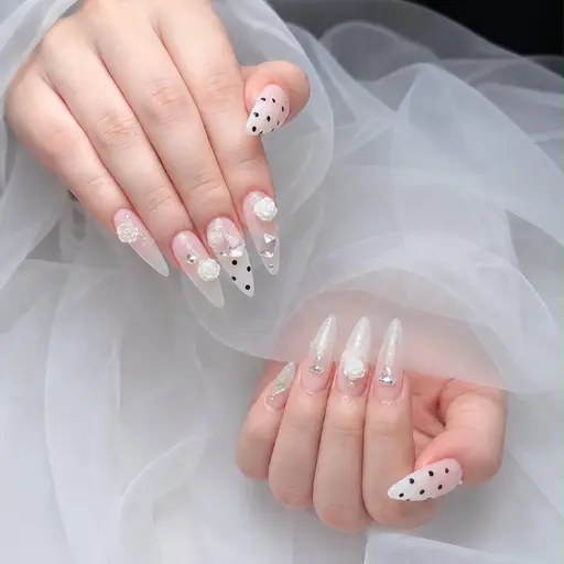 人気No.1✨ゴテゴテネイル💅10本チップ長さだし＋パーツ付け放題