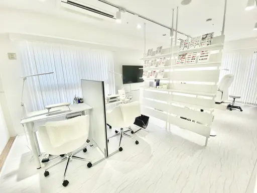 Nolaslien Nail & Eyelash 銀座店