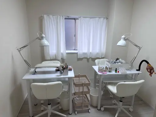 Nie Nail Salon
