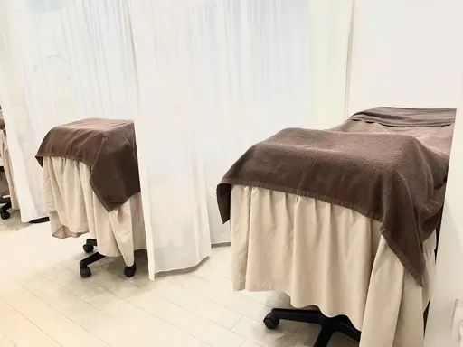 EYELA(アイラ)STUDENT SALON